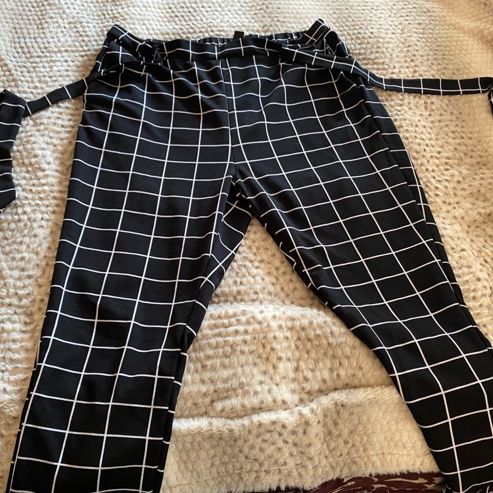 Black plaid SHEIN curve